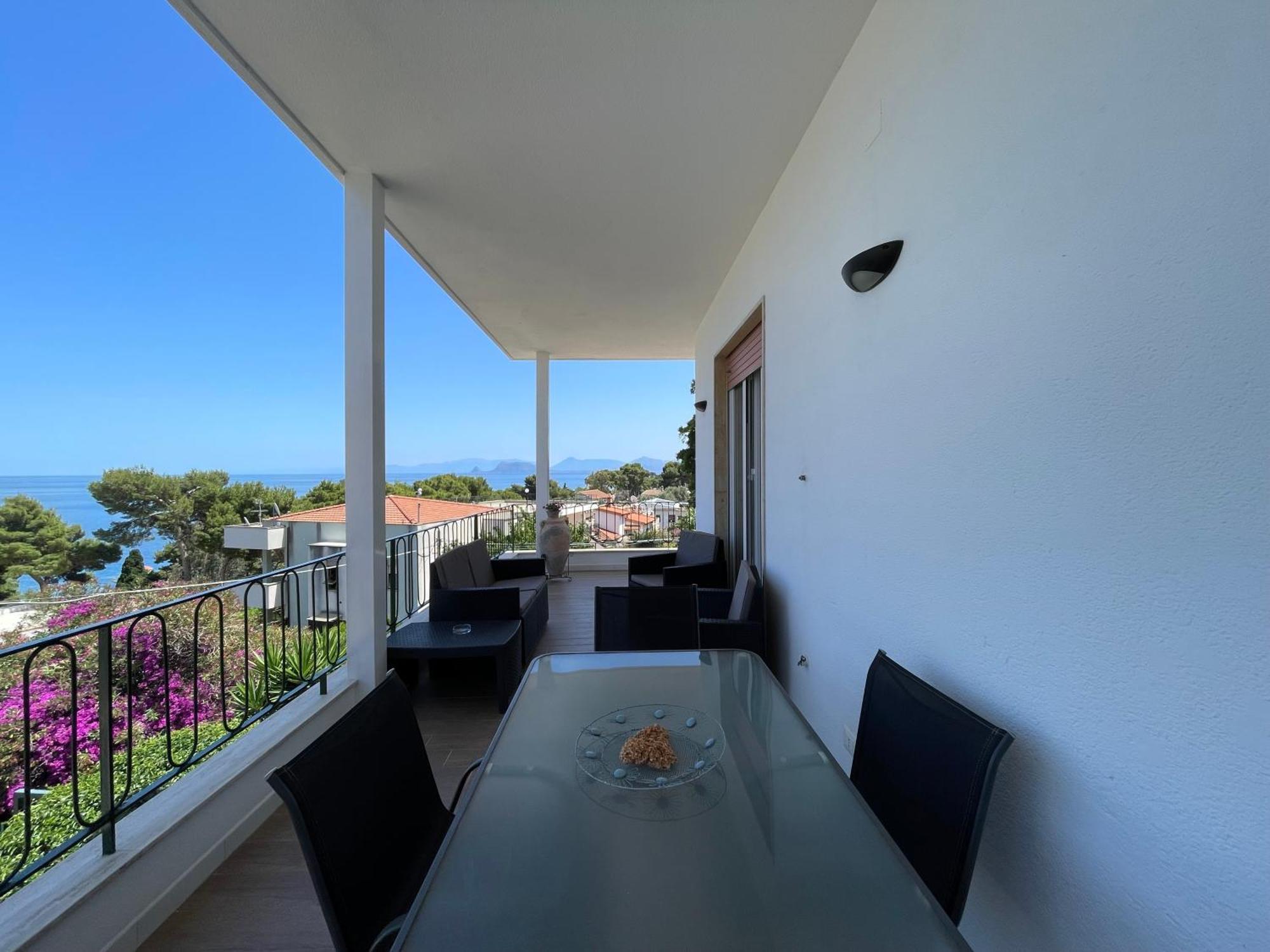 Appartanvilla Magellano Mondello Eksteriør billede